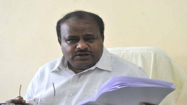 गांव यात्रा पर उठे सवाल तो सीएम ने विपक्ष को लिया आड़े हाथों