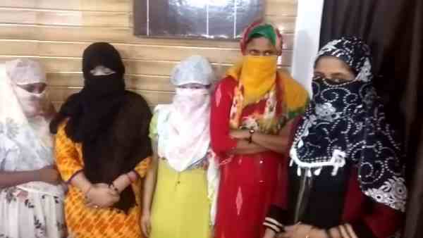 five nepali girls and broker arrested for Prostitution five nepali girls and broker arrested for Prostitution
