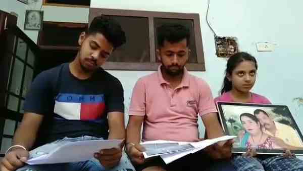 सनी देओल से भी मिले बच्चे