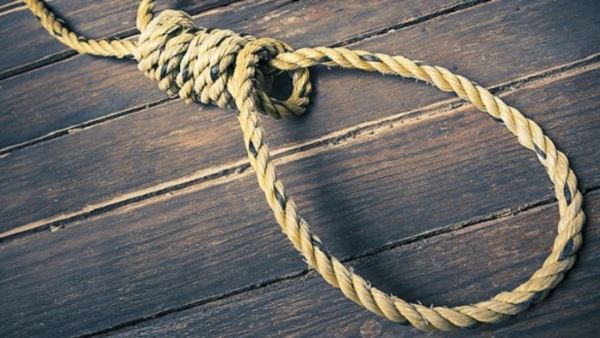 12 Year old Girl Hangs self in Mimicking horror TV show in Chhatarpur 12 Year old Girl Hangs self in Mimicking horror TV show in Chhatarpur