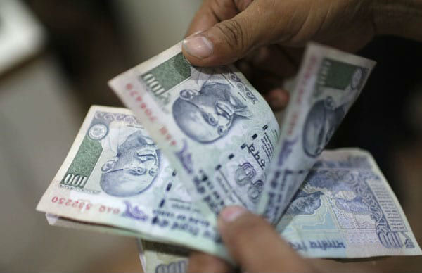 निर्मला सीतारमण पर टिकी उम्मीदें