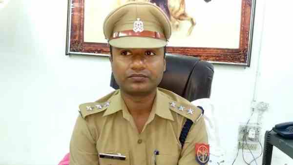 Muslim youth beaten after not raising slogan of Jai Shri Ram Muslim youth beaten after not raising slogan of Jai Shri Ram