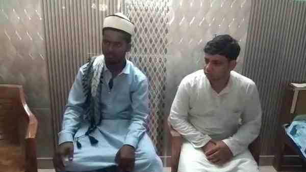 Muslim youth beaten after not raising slogan of Jai Shri Ram Muslim youth beaten after not raising slogan of Jai Shri Ram