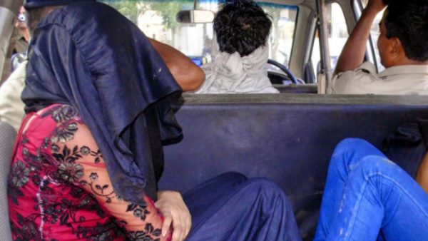 पुलिस कर रही है पूछताछ