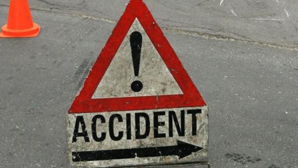 accident on Agra Lucknow Expressway two dead accident on Agra Lucknow Expressway two dead