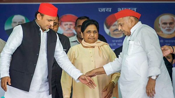 राजनीतिक रिश्ते ख़त्म