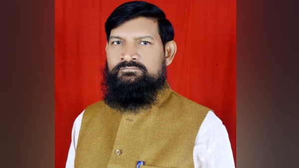warrant against former minister dinanath bhaskar warrant against former minister dinanath bhaskar