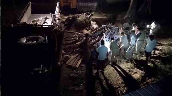 Many deaths in tractor accidents in Uttar Pradesh Many deaths in tractor accidents in Uttar Pradesh