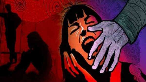 भोपाल: नाले में मिली 8 साल की बच्ची की लाश, दुष्कर्म के बाद गला दबाकर हत्या भोपाल: नाले में मिली 8 साल की बच्ची की लाश, दुष्कर्म के बाद गला दबाकर हत्या