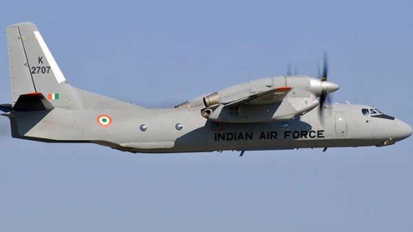 भारतीय वायुसेना का AN-32 विमान लापता, 8 क्रू मेंबर समेत 13 लोग थे विमान में सवार भारतीय वायुसेना का AN-32 विमान लापता, 8 क्रू मेंबर समेत 13 लोग थे विमान में सवार