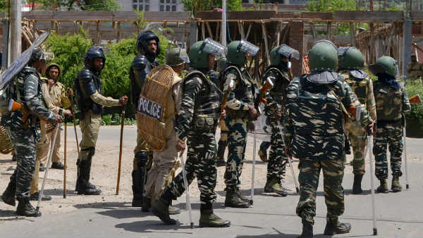 2002 में पाक ने किया था गिरफ्तारी का दावा