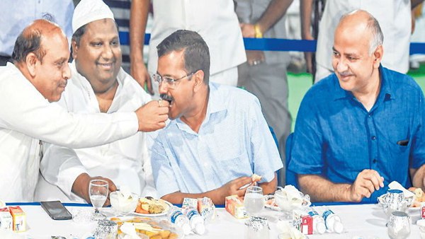 विजेंद्र गुप्ता ने केजरीवाल-सिसोदिया पर किया मानहानि का केस