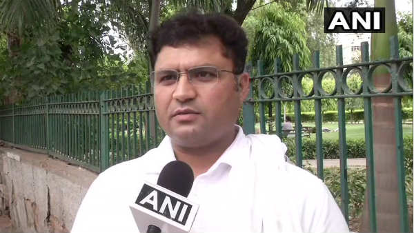 बीएस हुड्डा की नाराजगी पर हरियाणा कांग्रेस चीफ अशोक तंवर का बड़ा बयान बीएस हुड्डा की नाराजगी पर हरियाणा कांग्रेस चीफ अशोक तंवर का बड़ा बयान