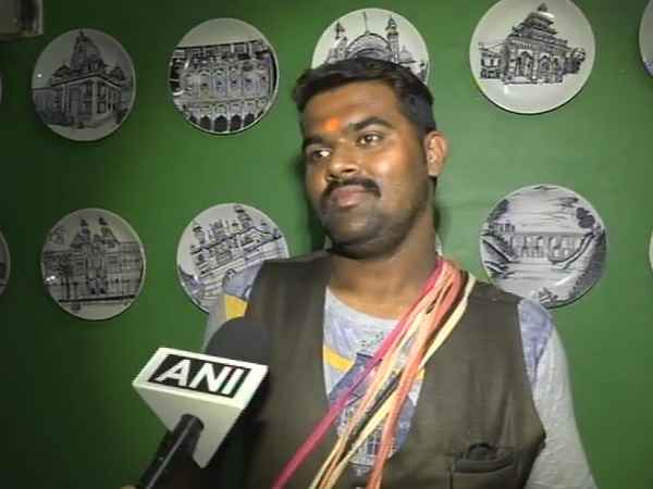 toy seller arrested after video of him mimicking politicians goes viral toy seller arrested after video of him mimicking politicians goes viral