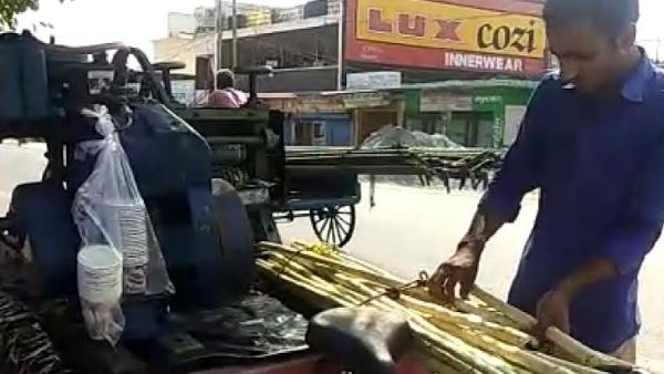 पिता से मिली प्रेरणा और ठेला ही लगाने लगा