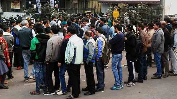 ..समझिए कैसे हैक होता है मोबाइल और उड़ जाते हैं पैसे