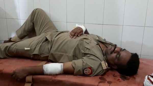 two crooks killed in police encounter two crooks killed in police encounter