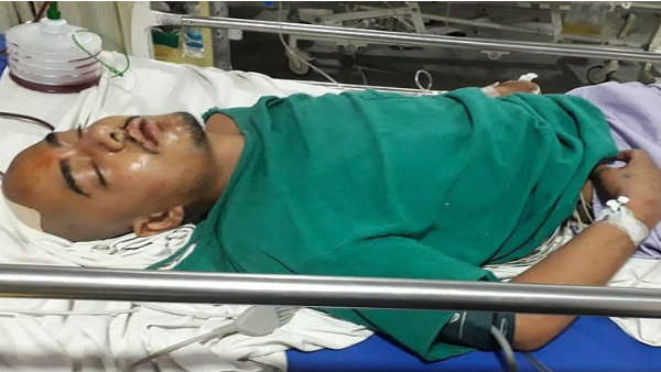 RJD MLA के बेटे की गुंडागर्दी, खाना नहीं आया पसंद तो स्ट्रीट वेंडर को बेरहमी से पीटा RJD MLA के बेटे की गुंडागर्दी, खाना नहीं आया पसंद तो स्ट्रीट वेंडर को बेरहमी से पीटा