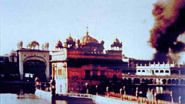 शहर में लगा दिया गया था कर्फ्यू