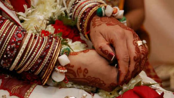 'पति करता था मारपीट और वेश्यावृत्ति में धकेलने का बना रहा था दबाव'