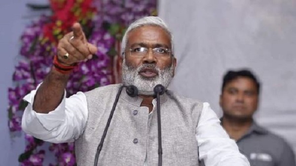 दौड़ में मंत्री, सांसद से लेकर एमएलसी तक