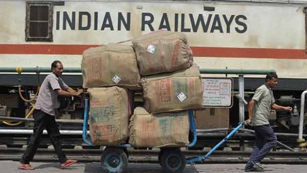 100 रुपये कमाने के लिए 98.44 रुपये खर्च
