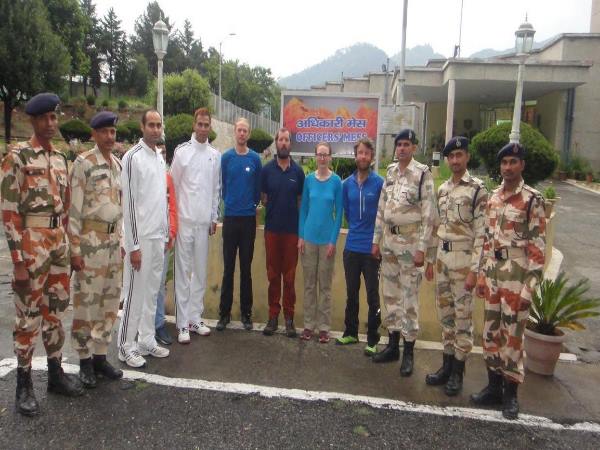 Uttarakhand:four climbers rescued by itbp with the help of Indian Air Force Uttarakhand:four climbers rescued by itbp with the help of Indian Air Force