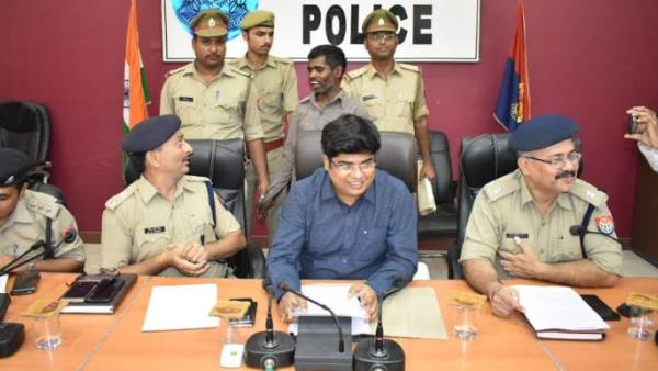 25 thousand bounty criminal arrested in prayagraj 25 thousand bounty criminal arrested in prayagraj