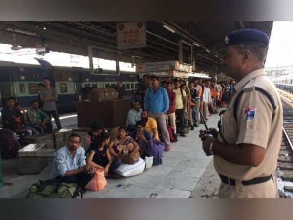 उसे खोजने में 60 टीमें विफल रहीं
