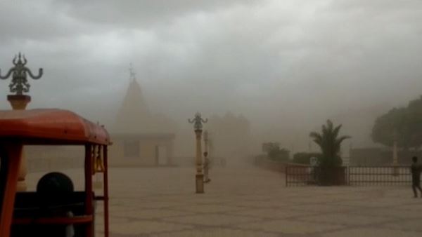 WATCH Video: Strong winds and dust hit the Somnath temple Gujarat WATCH Video: Strong winds and dust hit the Somnath temple Gujarat