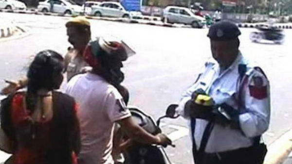 दिल्ली:योग कार्यक्रमों के चलते आज इन मार्गो पर ना जाएं आप दिल्ली:योग कार्यक्रमों के चलते आज इन मार्गो पर ना जाएं आप