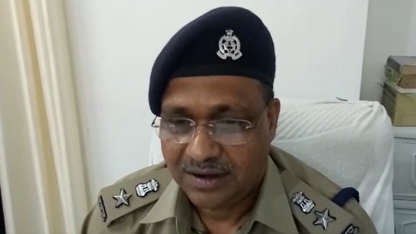 पुलिस पर मिलीभगत का आरोप