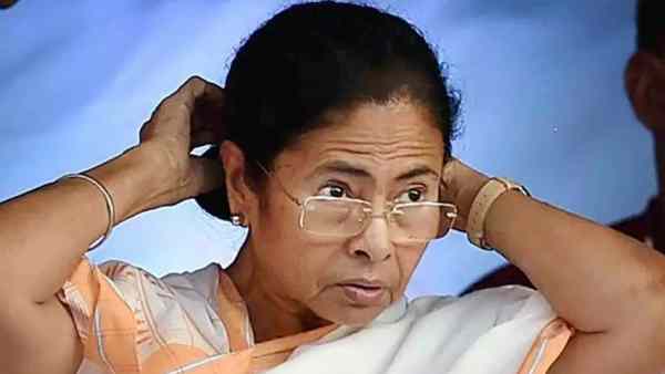 ममता की नीतियों से हिन्दू तंग: शिवसेना