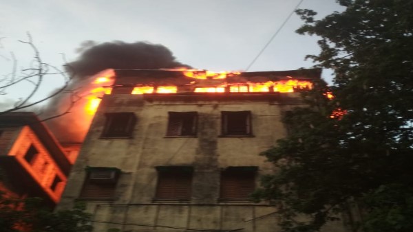 Fire broke out at a hotel in Lenin Sarani area kolkata and hosiery factory at Ludhiana Fire broke out at a hotel in Lenin Sarani area kolkata and hosiery factory at Ludhiana