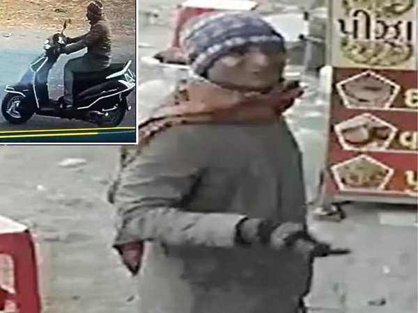 ऊनी टोपी वाले ने छुड़ा रखे हैं छक्के