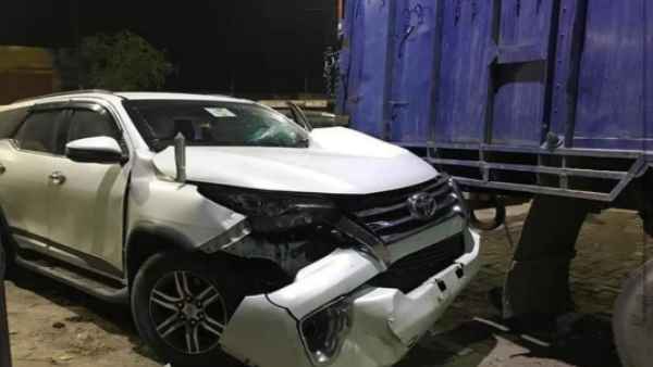 mla aman mani injured in road accident mla aman mani injured in road accident
