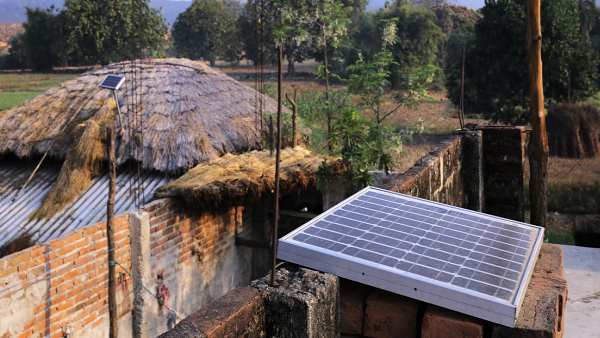 Gujarat government to solar rooftop project for slum areas Gujarat government to solar rooftop project for slum areas