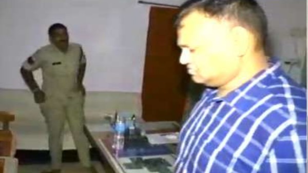 head Constable Catched Sleeping without pant During inspection head Constable Catched Sleeping without pant During inspection