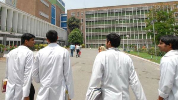 क्या कहा उपभोक्ता आयोग ने?