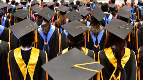 3.आईईटी इंडिया स्कॉलरशिप अवार्ड्स 2022