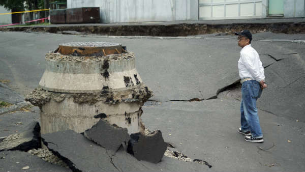 japan-earthquake.jpg japan-earthquake.jpg