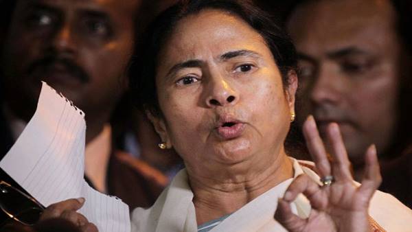 Mamta Banerjee said to Senior Doctors and Professors of Medical Colleges, Please take care of all patients Mamta Banerjee said to Senior Doctors and Professors of Medical Colleges, Please take care of all patients
