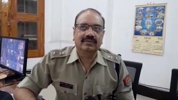 एक महीने से पड़े शव को पुलिस ने बताया प्राकृतिक मौत