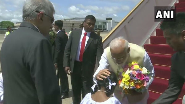 'रूल ऑफ निशान इज्जुद्दीन' से सम्मानित हुए मोदी