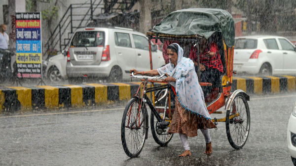 चक्रवात ने किया मॉनसून को प्रभावित