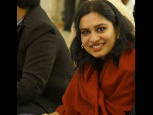 एनसीपी की मांग, IAS निधि को सस्पेंड करे सरकार