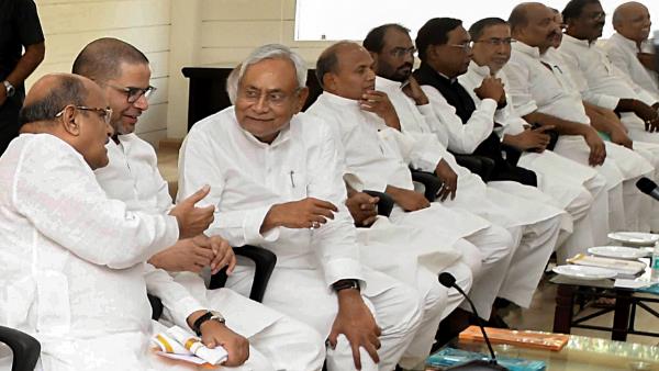फूट डालो, राज करो
