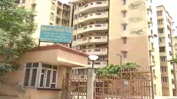B.tech final year student took extreme step from eighth floor B.tech final year student took extreme step from eighth floor