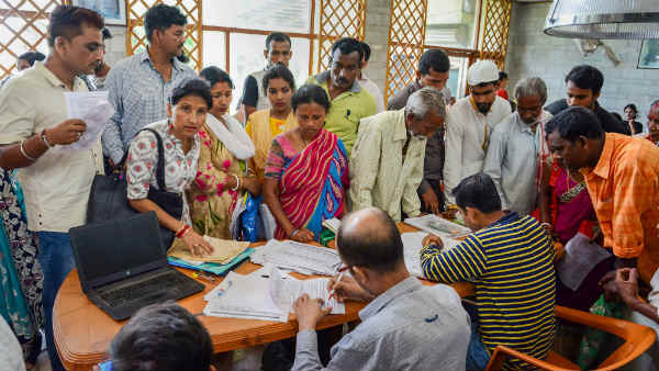1 लाख लोगों के नाम अयोग्य पाए गए हैं