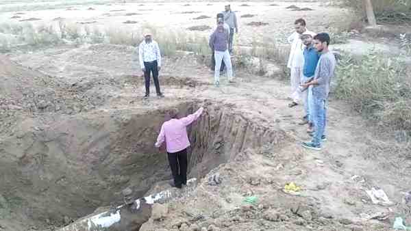 16 मिनट में 5000 लीटर तेल चोरी